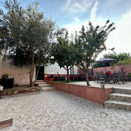 Holiday home Casa Terra Rossa Le Confort Creatif Au Coeur De
