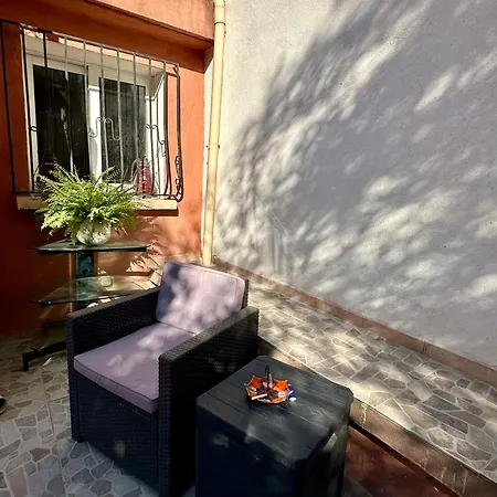 Casa Terra Rossa Le Confort Creatif Au Coeur De Marseille